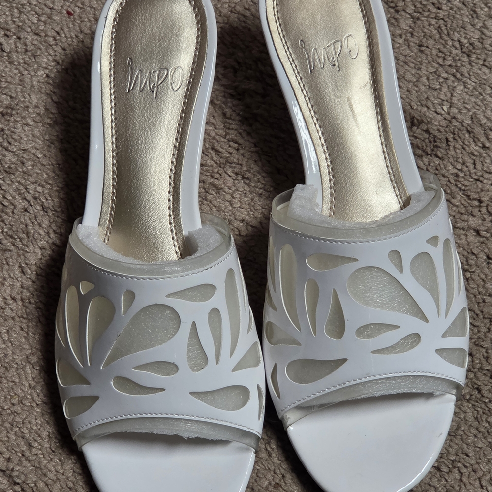 Chic White Paten Cut Out Slip On Sandals